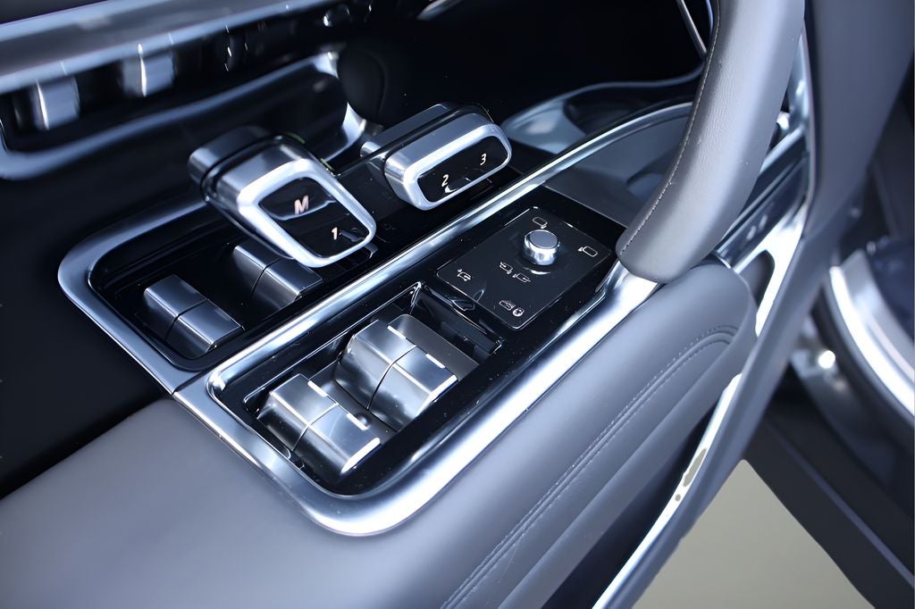 2026 Land Rover Range Rover SE