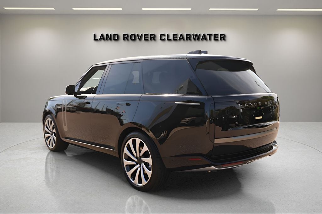 2026 Land Rover Range Rover SE