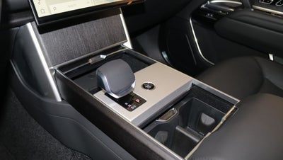 2026 Land Rover Range Rover SE