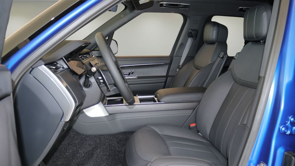 2026 Land Rover Range Rover SE