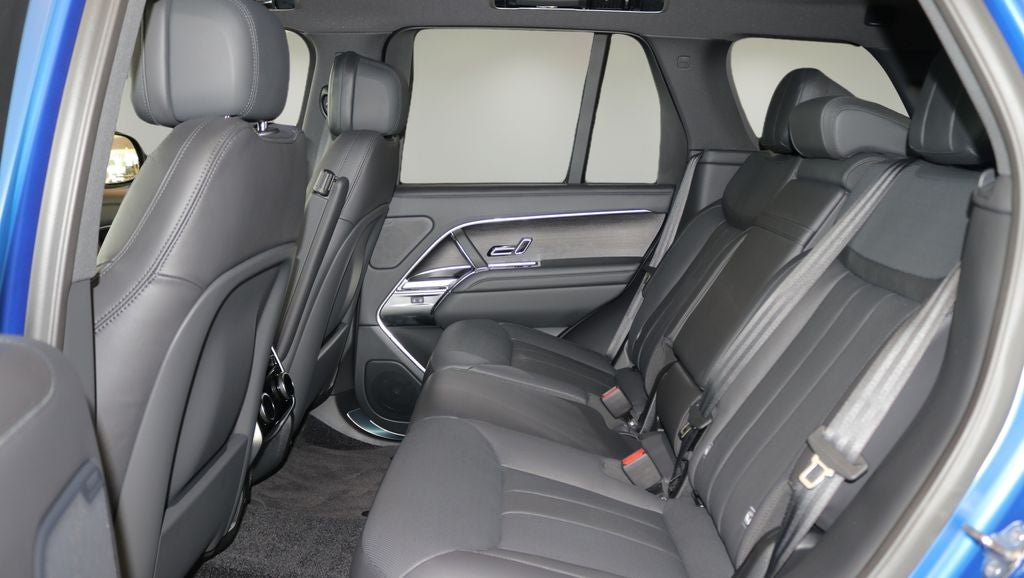 2026 Land Rover Range Rover SE