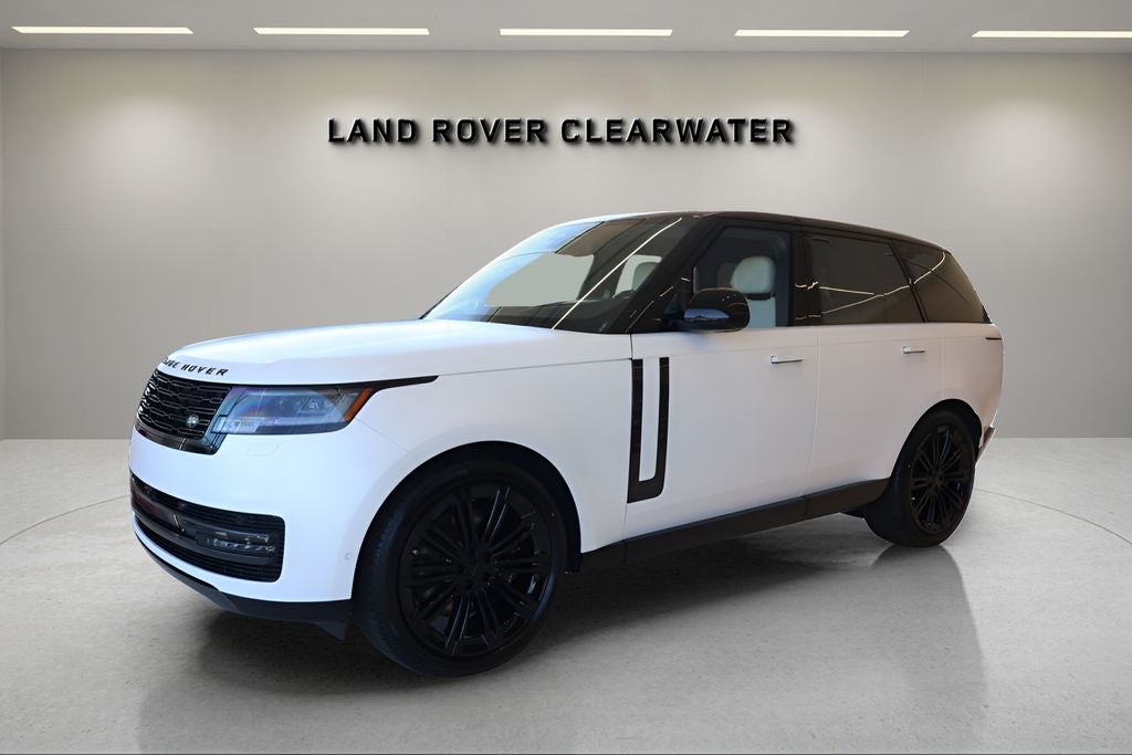 2026 Land Rover Range Rover SE