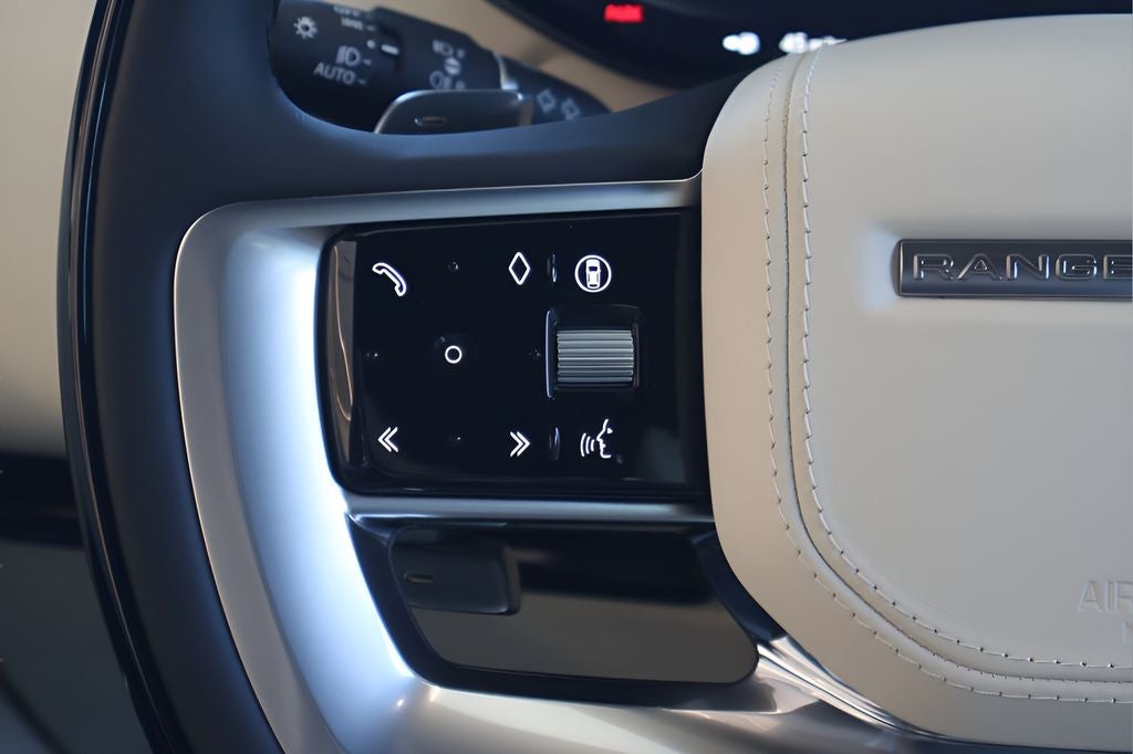 2026 Land Rover Range Rover SE