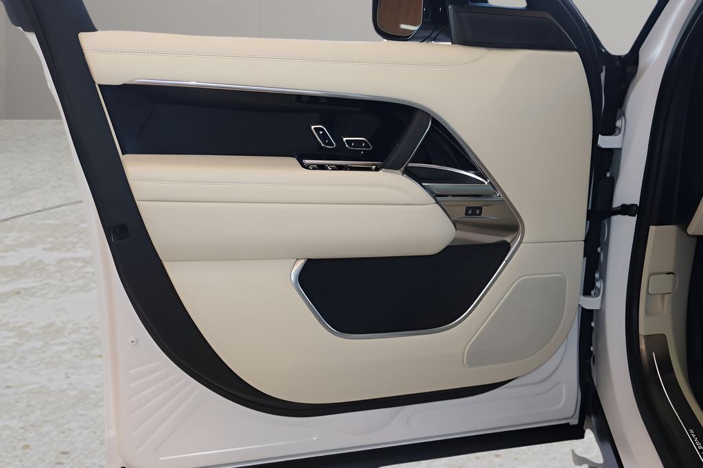 2026 Land Rover Range Rover SE
