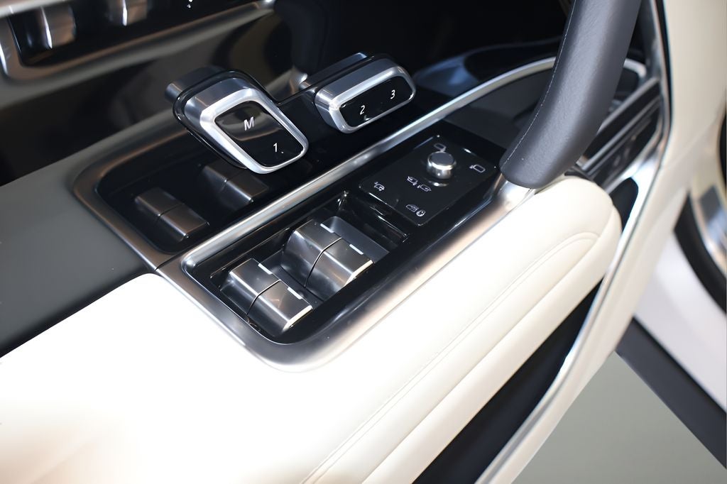 2026 Land Rover Range Rover SE