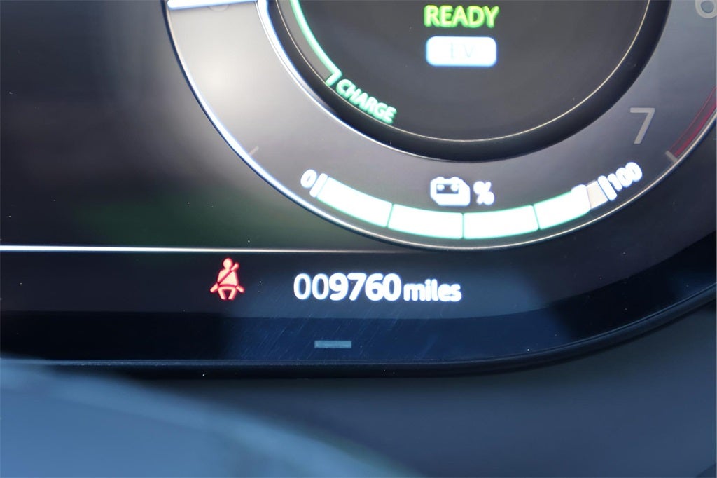 2025 Land Rover Range Rover Plug-In Hybrid SE