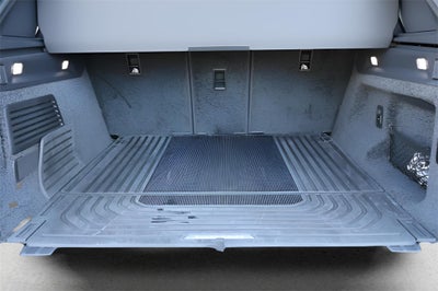 2025 Land Rover Range Rover Plug-In Hybrid SE