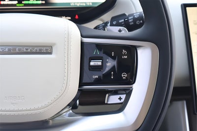 2026 Land Rover Range Rover Plug-In Hybrid SE