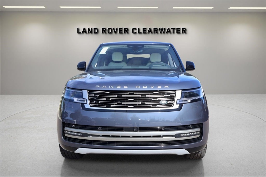 2026 Land Rover Range Rover Plug-In Hybrid SE