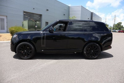 2025 Land Rover Range Rover Plug-In Hybrid SE