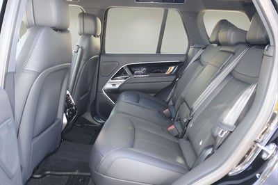 2026 Land Rover Range Rover Plug-In Hybrid SE