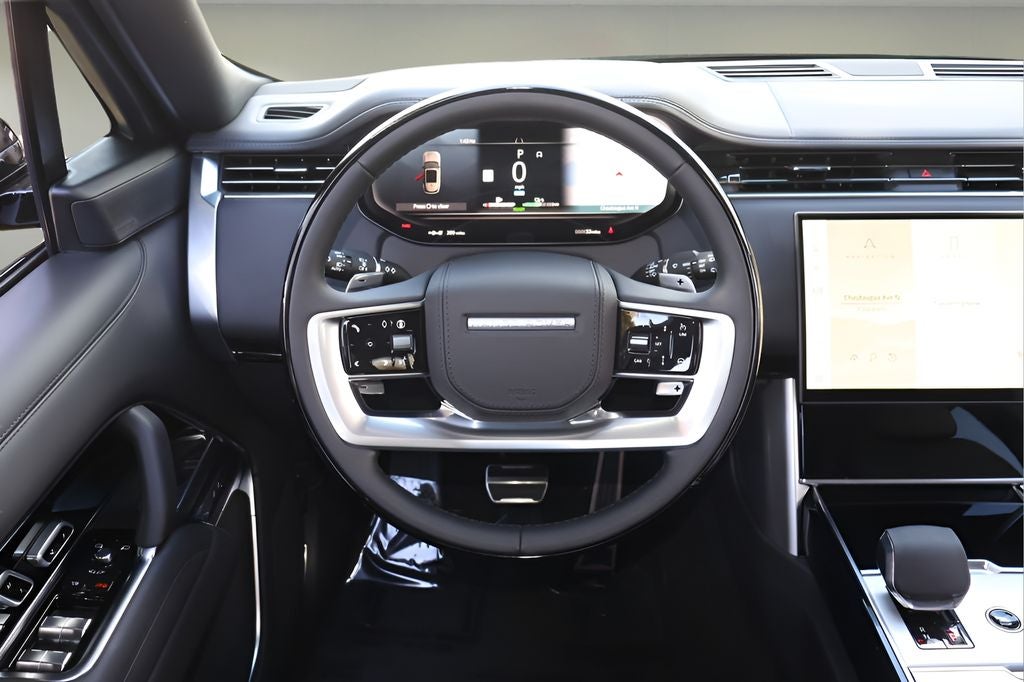 2026 Land Rover Range Rover Plug-In Hybrid SE