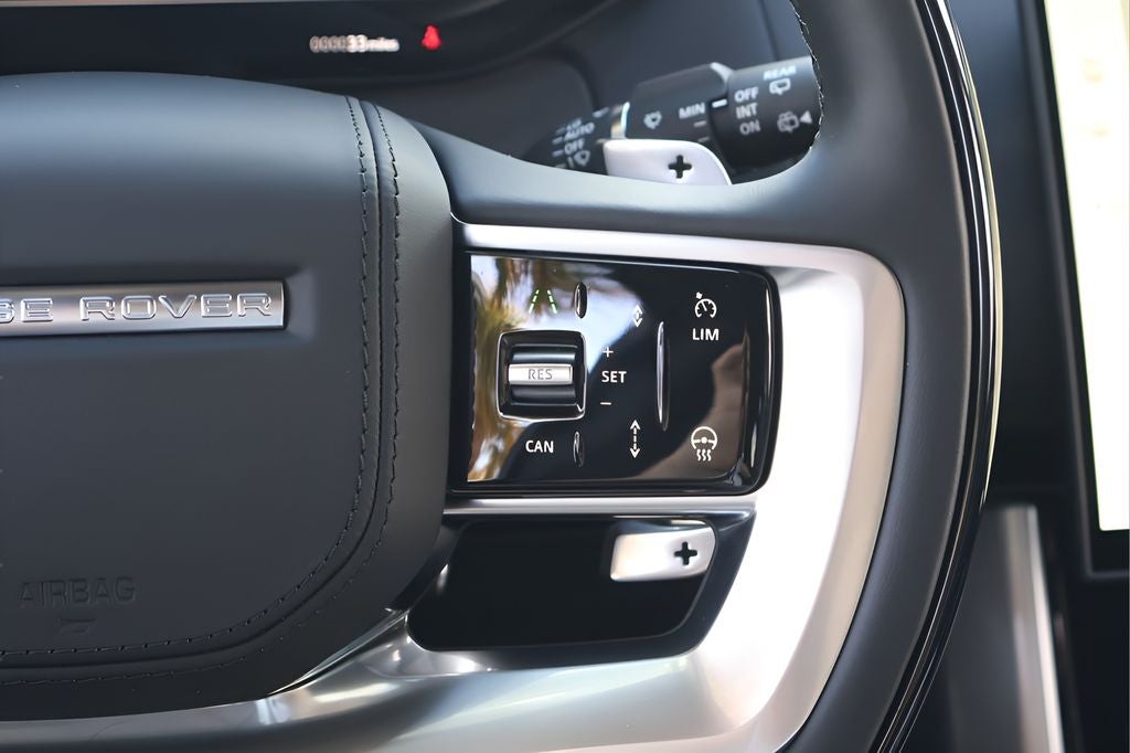 2026 Land Rover Range Rover Plug-In Hybrid SE