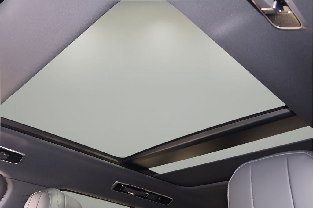 2026 Land Rover Range Rover Plug-In Hybrid SE