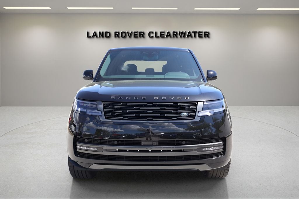 2026 Land Rover Range Rover Plug-In Hybrid SE