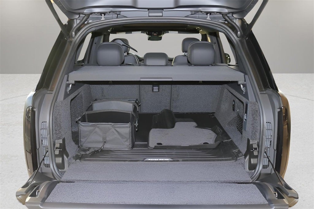 2026 Land Rover Range Rover SE