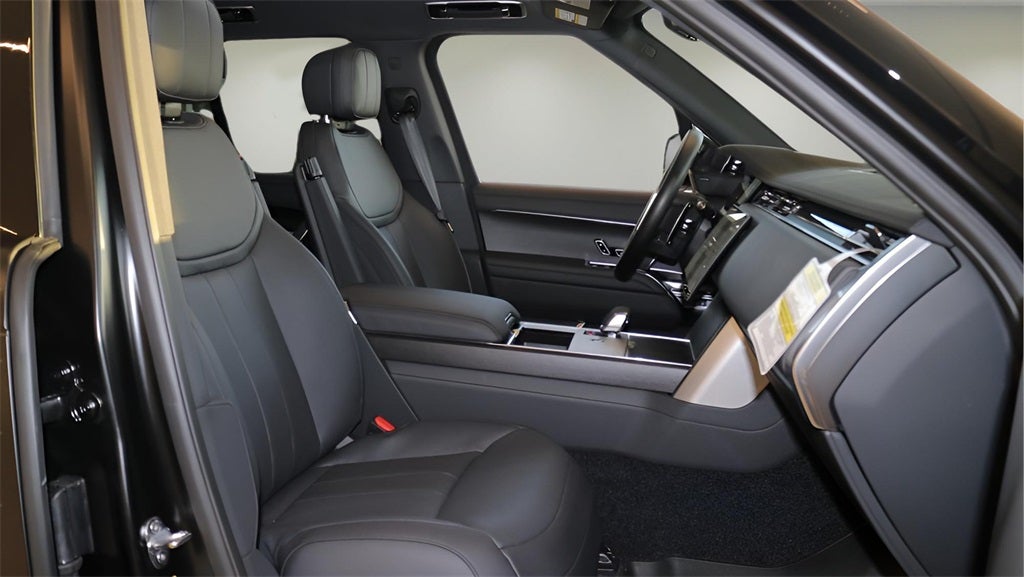 2026 Land Rover Range Rover SE