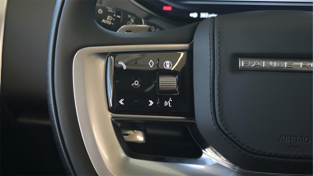 2026 Land Rover Range Rover SE