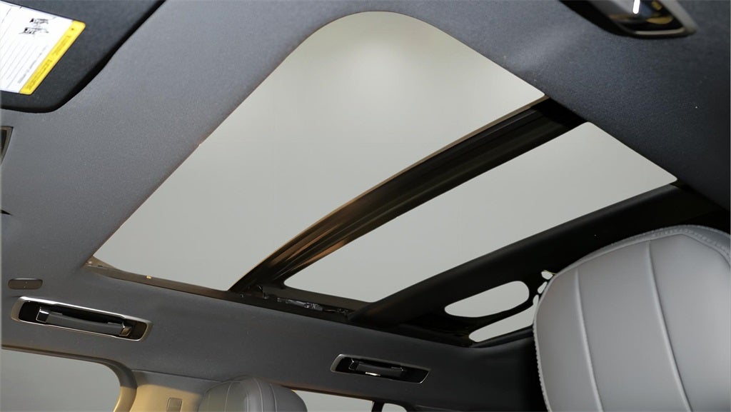 2026 Land Rover Range Rover SE