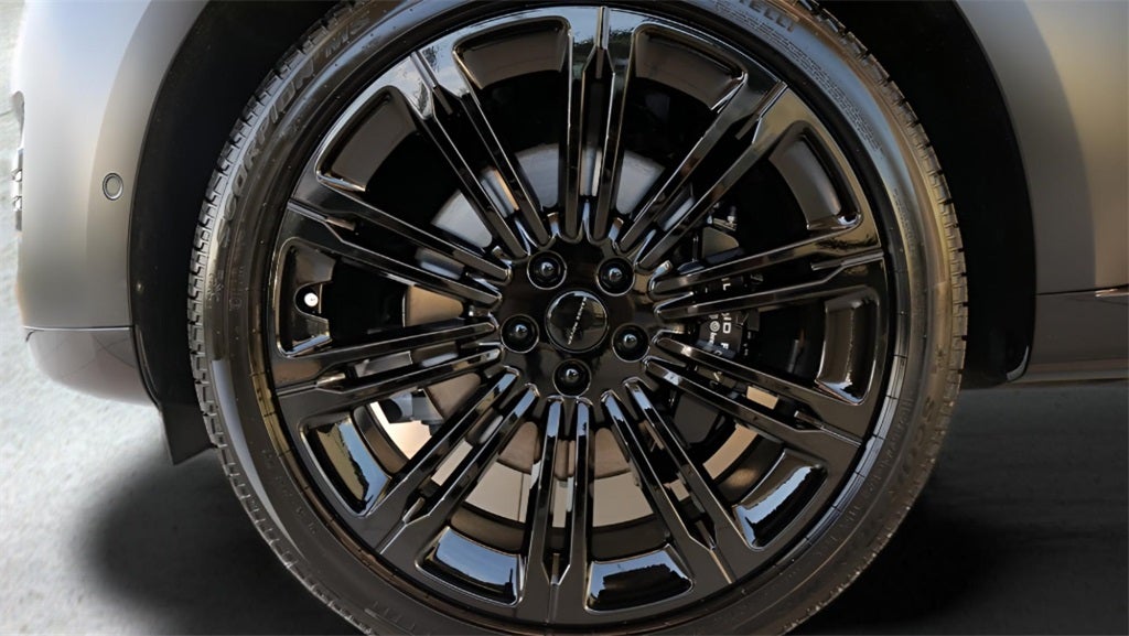 2026 Land Rover Range Rover SE