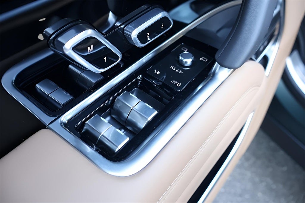 2026 Land Rover Range Rover SE