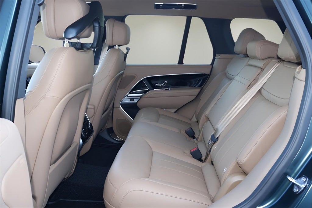 2026 Land Rover Range Rover SE
