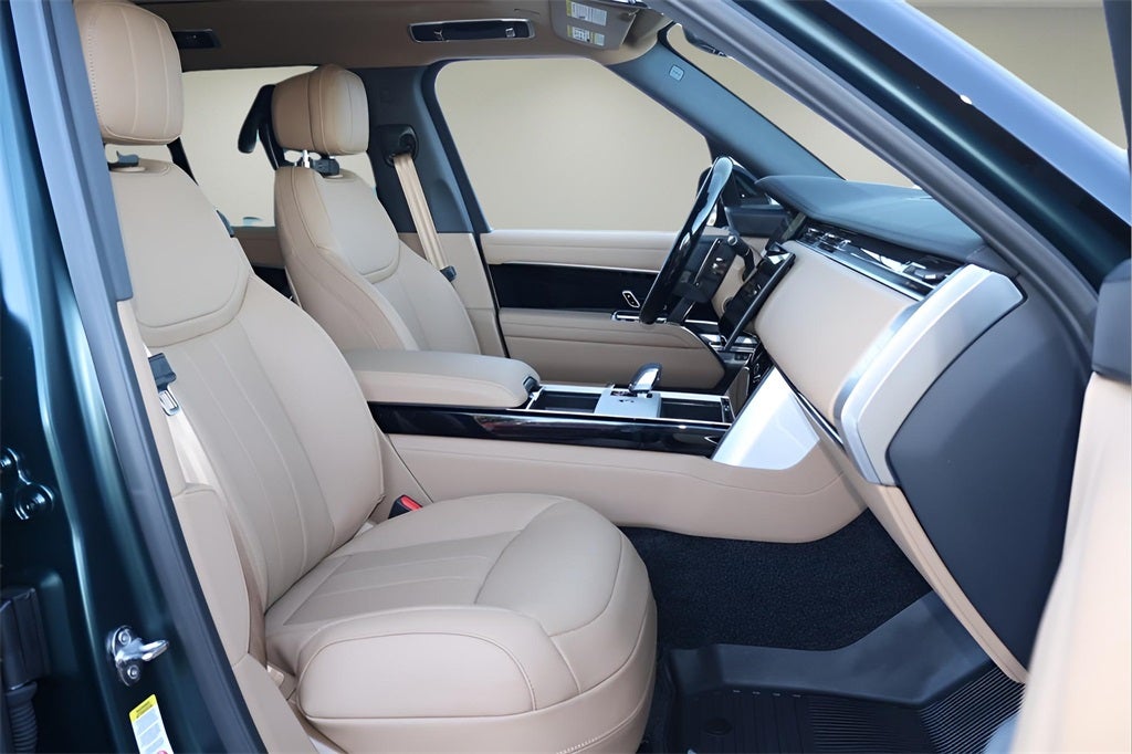 2026 Land Rover Range Rover SE