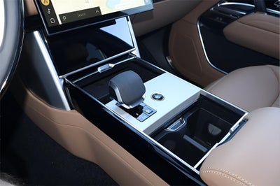 2026 Land Rover Range Rover SE