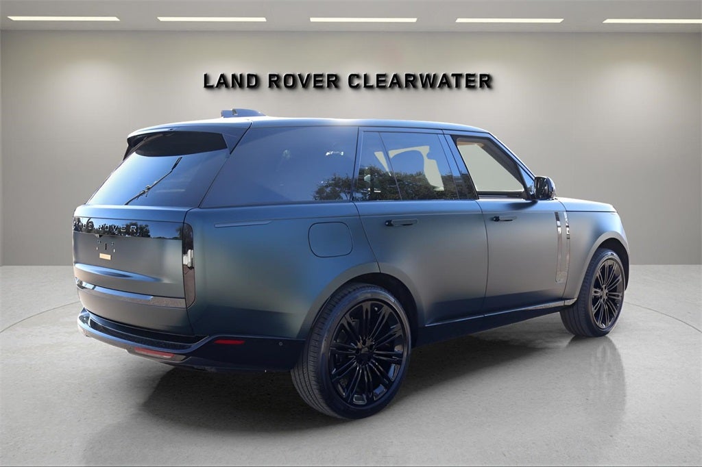 2026 Land Rover Range Rover SE