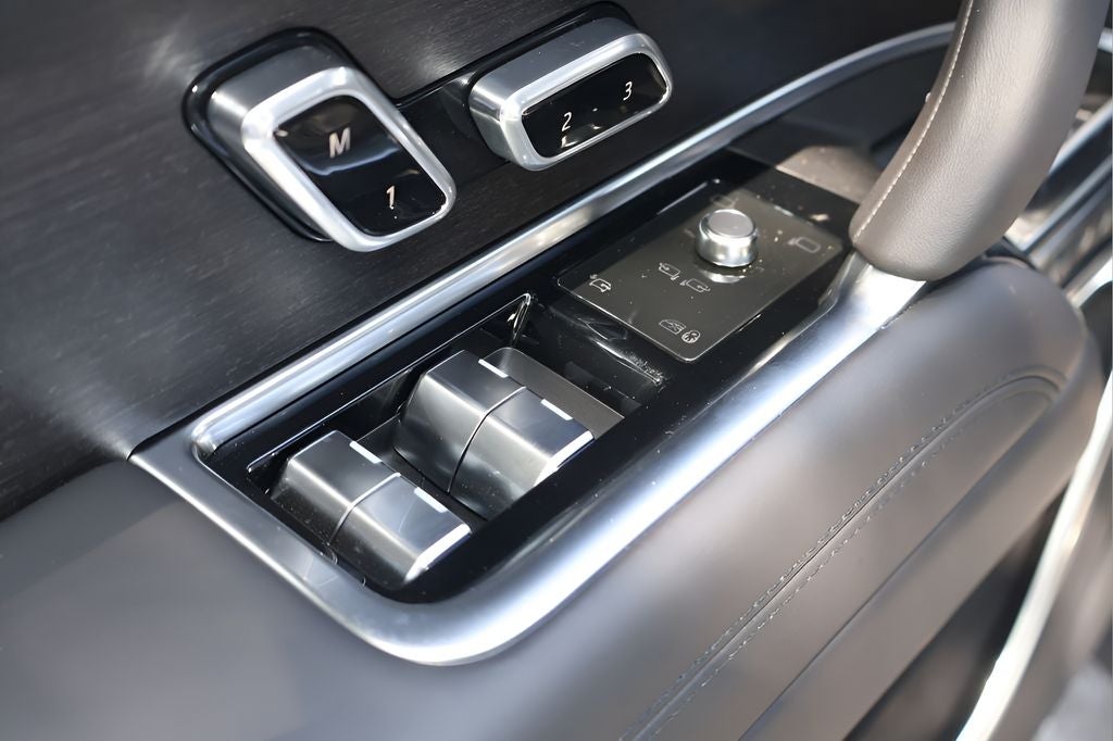 2026 Land Rover Range Rover SE