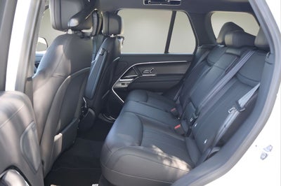 2026 Land Rover Range Rover SE