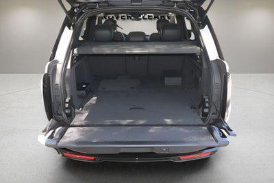 2026 Land Rover Range Rover SE