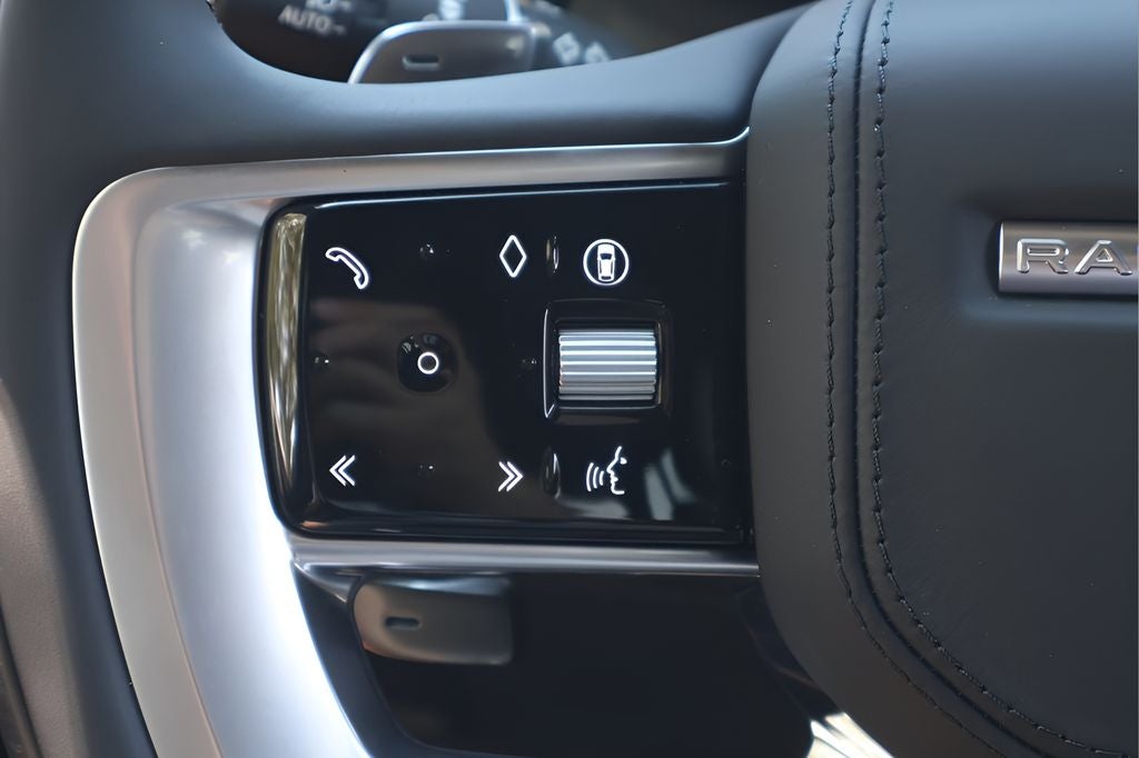 2026 Land Rover Range Rover SE