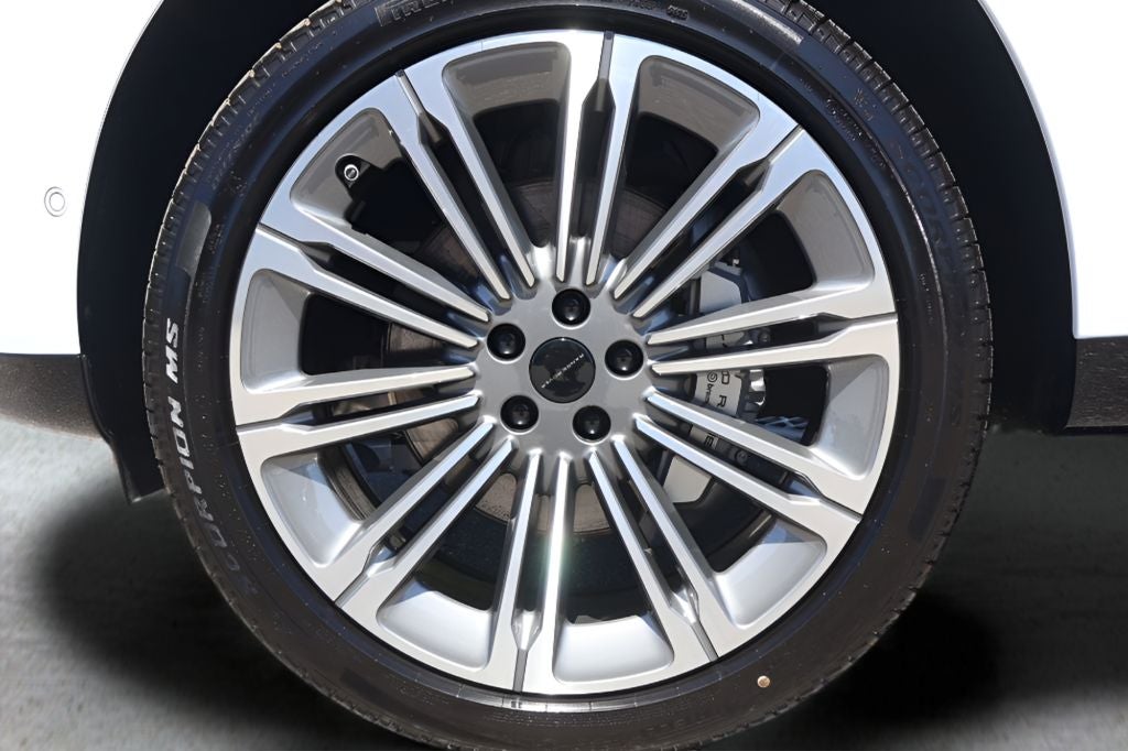 2026 Land Rover Range Rover SE