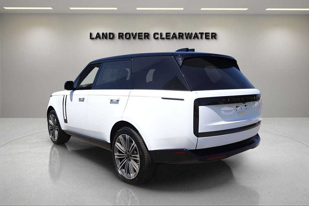2026 Land Rover Range Rover SE