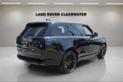 2026 Land Rover Range Rover SE