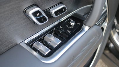 2026 Land Rover Range Rover SE