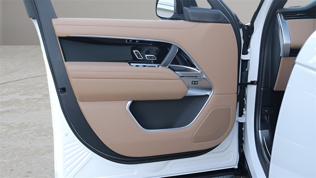 2026 Land Rover Range Rover SE