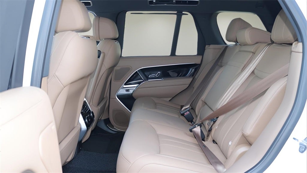 2026 Land Rover Range Rover SE