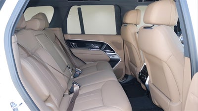 2026 Land Rover Range Rover SE