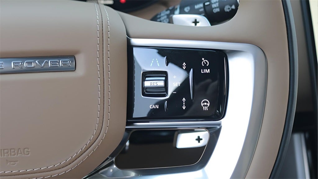 2026 Land Rover Range Rover SE