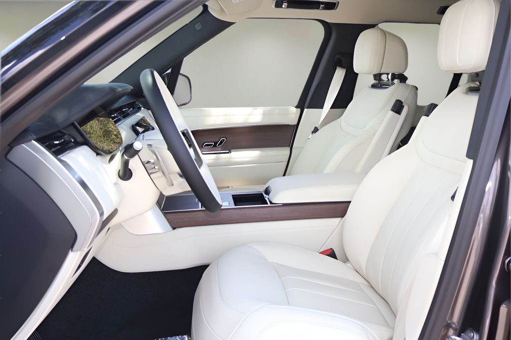 2026 Land Rover Range Rover SE