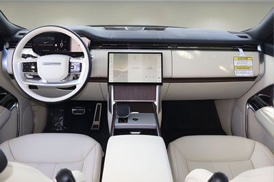 2026 Land Rover Range Rover SE