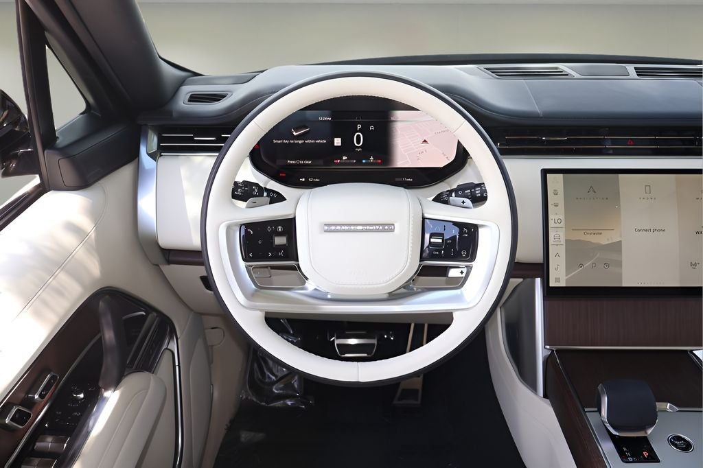 2026 Land Rover Range Rover SE