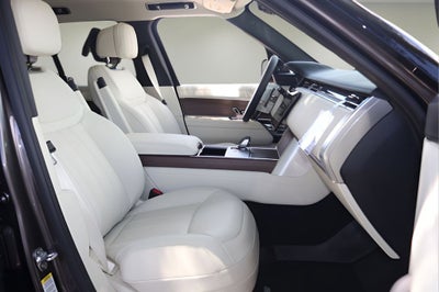 2026 Land Rover Range Rover SE