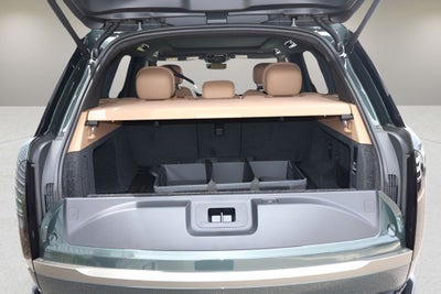 2026 Land Rover Range Rover SE