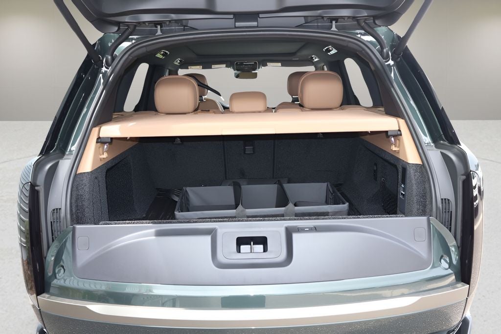 2026 Land Rover Range Rover SE
