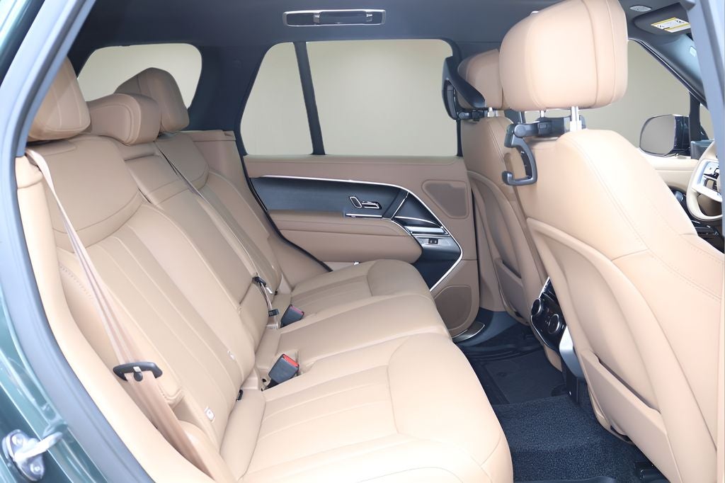 2026 Land Rover Range Rover SE
