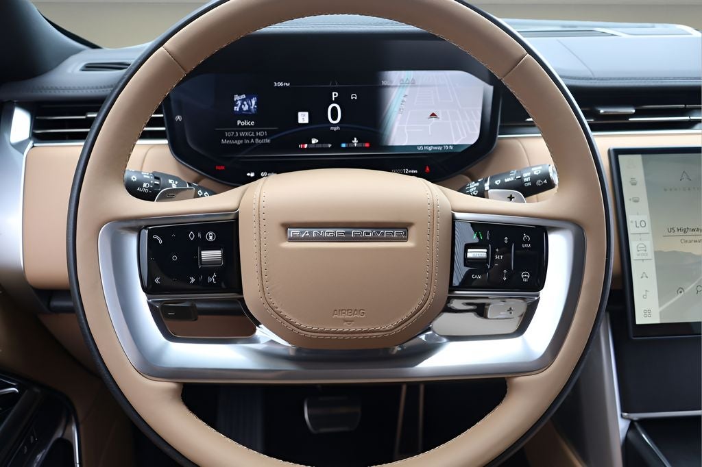 2026 Land Rover Range Rover SE