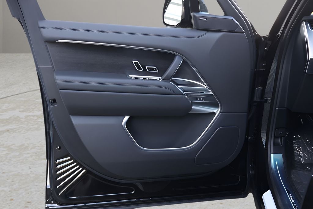 2026 Land Rover Range Rover SE